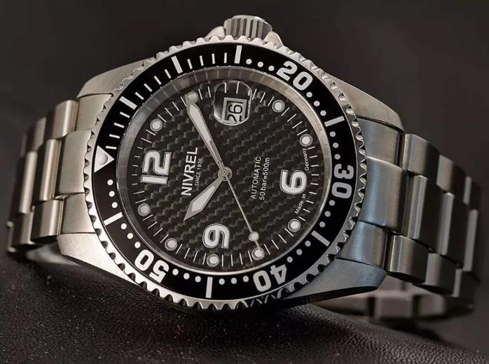 Hublot 宇舶手表夏季如何保养？Hublot 宇舶手表夏季保养方法