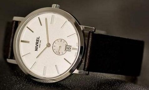 Hublot 宇舶手表机芯生锈是什么原因造成的(手表机芯生锈怎么办)